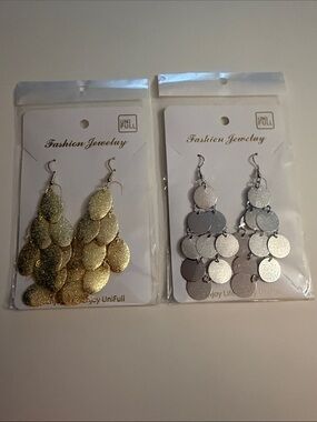UNIF Gold and Silver Layered Disc Drop Earrings